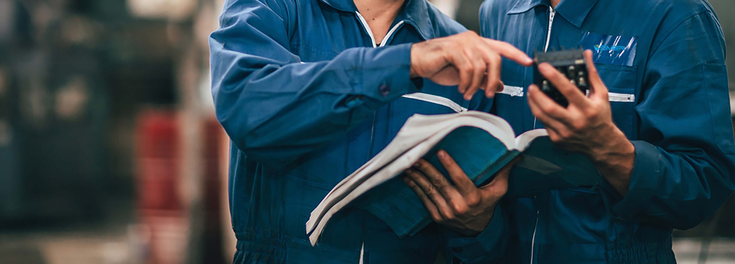 Engineer,Service,Team,Looking,At,Machine,Service,Manual,Text,Book, Engineer,Service,Team,Looking,At,Machine,Service,Manual,Text,Book,